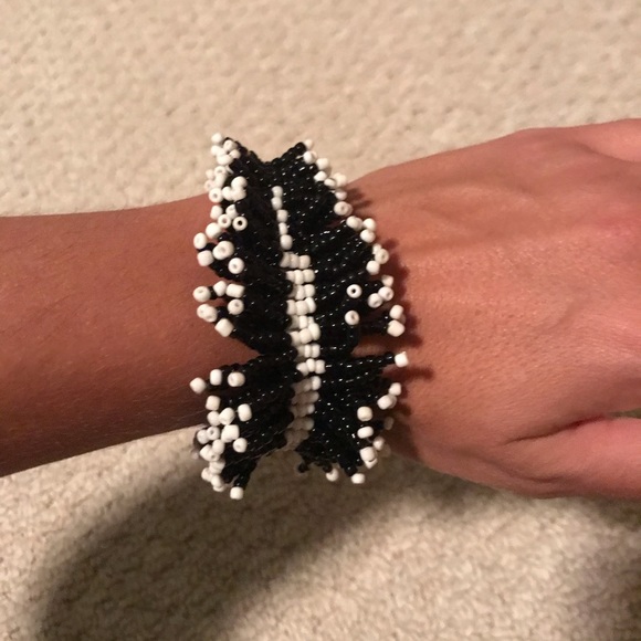 Beaded bracelet - Picture 2 of 4